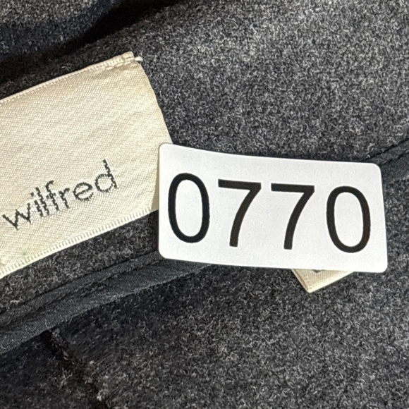 Wilfred Chambery Cropped Pants Women’s Size 6 Gray Cashmere Wool Pockets - Picture 14 of 14